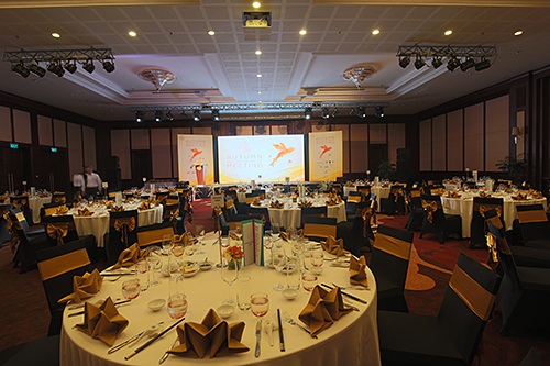 Dàn sao hội ngộ trong đêm gặp gỡ mùa thu tại Vinpearl Đà Nẵng - 12 Không gian điện ảnh trang trọng tại đêm Gala
