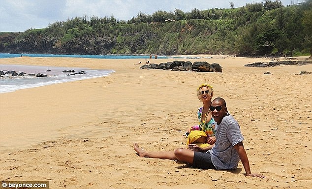 Các điểm đến “hot” nhất 2017 theo kỳ nghỉ yêu thích của sao hạng A - 11