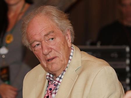 Michael Gambon tiếp tục tham gia vào bộ phim truyền hình “The casual vacancy” chuyển thể từ tiểu thuyết cùng tên của nữ văn sĩ J.K. Rowling vào năm 2015 và sau đó là series phim “Fortitude”