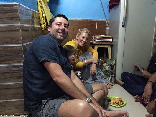 Hành trình chinh phục thế giới của “phượt thủ” 6 tuổi - 18