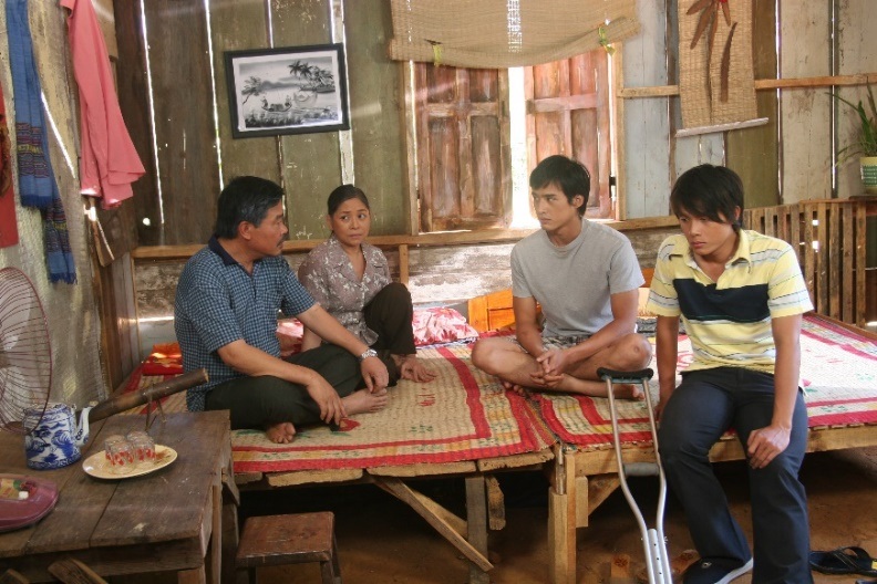 Lương Thế Thành và mối thân tình với Hòa Hiệp - 2 Cuộc đời nhân vật của Lương Thế Thành và Hòa Hiệp trong Dòng sông huynh đệ càng về sau càng bi đát khiến người xem xót xa.