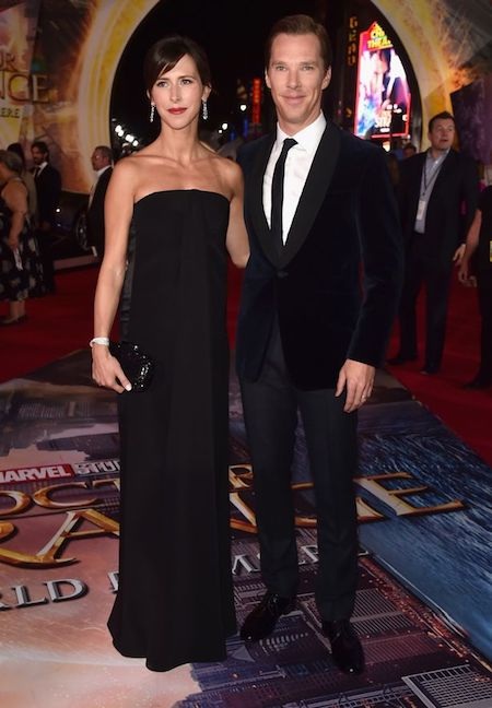 Gia đình “Sherlock Holmes” Benedict Cumberbatch sắp có thêm thành viên mới - 2 Sophie Hunter diện một chiếc váy khá thoải mái khi sánh bước bên chồng…