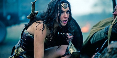 “Wonder Woman”, cứu tinh mới của vũ trụ điện ảnh DC - 2 Những cảnh chiến đấu trong phim nhận được nhiều sự khen ngợi