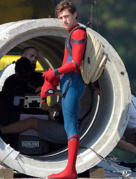 “Người Nhện” khiến fan sướng rơn khi xác nhận tham gia tới 6 bom tấn - 2 Tom Holland sẽ có tới 6 bộ phim hoá thân thành Người Nhện