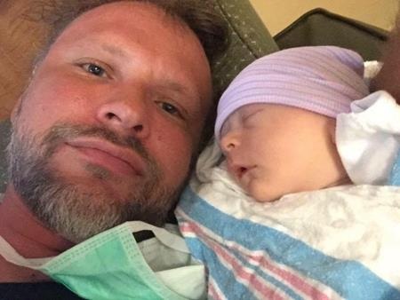 Cả chồng và Stephanie đều sốc khi biết mình chuẩn bị có người con thứ tư