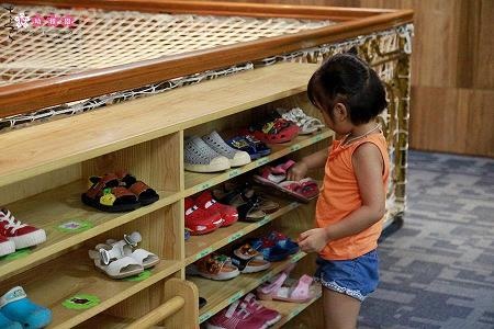 Ba mẹ áp dụng phương pháp giáo dục Montessori tại nhà thế nào? - 2 Ba mẹ áp dụng phương pháp giáo dục Montessori tại nhà thế nào? - 2