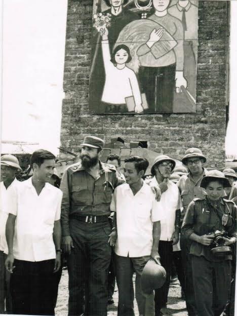 "Người con nuôi Việt Nam" ít người biết của Fidel Castro - 3 Chủ tịch Fidel Castro tại Quảng Trị năm 1973.