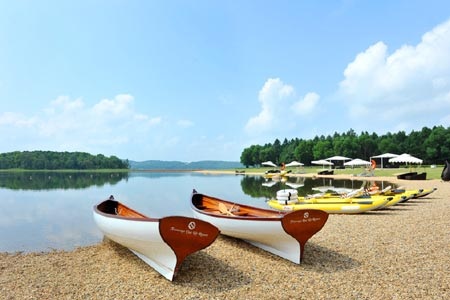 Top 5 địa điểm lý tưởng cho giới trẻ đi chơi Tết Dương lịch 2017 - 3 Bãi biển nhân tạo trải dài 3km lấp lánh trong màu nước xanh trong vắt. Ảnh Minh Tuấn
