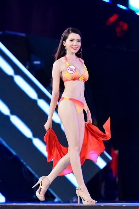Huỳnh Thúy Vi - người đẹp giống hoa hậu Nguyễn Cao Kỳ Duyên - Ảnh 16. Huỳnh Thúy Vi - người đẹp giống hoa hậu Nguyễn Cao Kỳ Duyên - Ảnh 16.