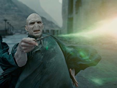 Ralph Fiennes từng khiến nhiều khán giả khiếp sợ với vai diễn “Chúa tể hắc ám” Voldemort