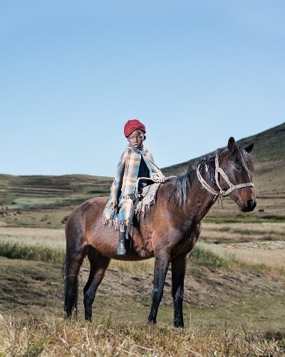 Những bức ảnh tuyệt đẹp về cuộc sống trên lưng ngựa vùng núi Lesotho - 3 Những bức ảnh tuyệt đẹp về cuộc sống trên lưng ngựa vùng núi Lesotho - 3