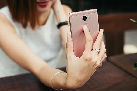 Bạn có thể làm gì với cảm biến vân tay của Prime X 2017? - 3 Bạn có thể làm gì với cảm biến vân tay của Prime X 2017? - 3