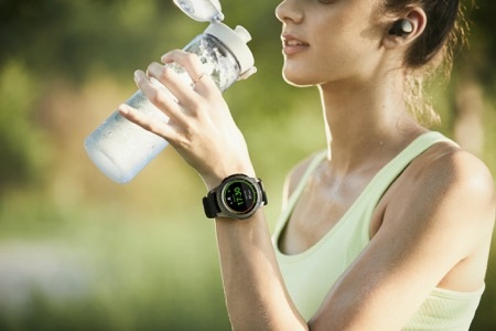 Bộ đôi Gear S3 Classic và Gear S3 Frontier chuẩn bị bán tại Việt Nam - 3 Gear S3 Classic và Frontier bền bỉ trong mọi điều kiện, mọi tình huống, sẵn sàng bên bạn mọi lúc mọi nơi.