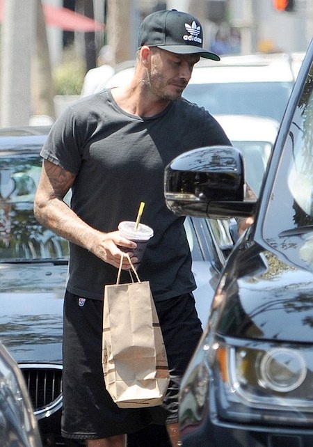 Kiếm được gần hai tỉ đồng/ngày, David Beckham lọt top sao “siêu” giàu - 3 Dù giàu có, David Beckham vẫn sống rất giản dị