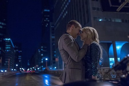 Những nụ hôn ngọt ngào “đốt cháy” màn bạc trong năm 2016 - 3 Dave Franco và Emma Roberts cũng đã trao nhau một nụ hôn đẹp như mơ trong tác phẩm “Nerve”