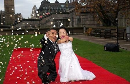 Ban đầu, Paulo chính là người đã chủ động theo đuổi Katyucia