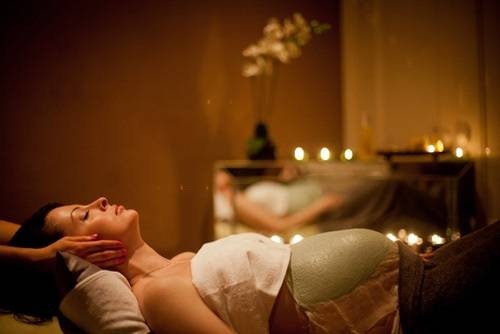6 món quà bạn sẽ khiến mẹ khóc khi nhận được - 5 Hãy giúp Mẹ có thời gian thư giãn để chăm sóc bản thân (Ảnh: Internet)