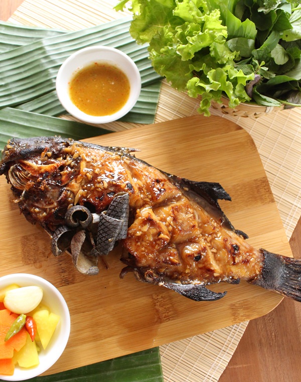 Ẩm thực Nha Trang giữa lòng Sài thành - 6 Cá bò đen nướng