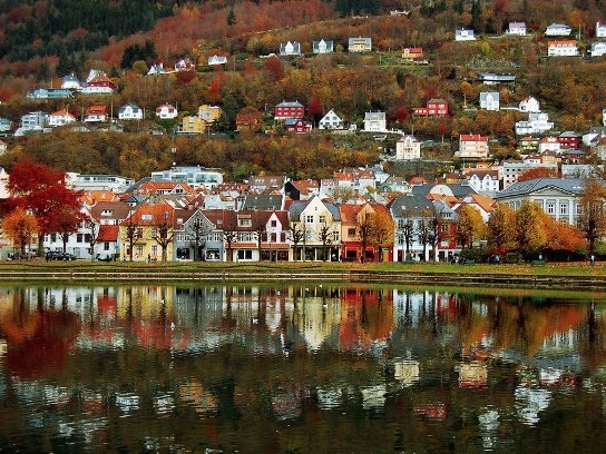 10 thành phố tốt nhất ở châu Âu để đi du lịch một mình - 7