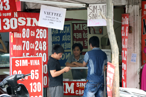 Bộ TT&TT: "Sẽ có khoảng 15 triệu SIM bị khóa hoặc thu hồi" - 1 Vấn nạn SIM rác đang hoành hành xã hội. (Ảnh minh họa)