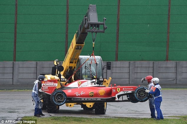 Thắng chặng, Lewis Hamilton tiếp tục nuôi giấc mơ vô địch - 10 Thắng chặng, Lewis Hamilton tiếp tục nuôi giấc mơ vô địch - 10