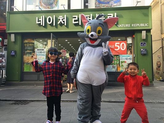 "Bản tình ca" mùa Thu Neajangsan - 9 Su-Pi vui thích chơi đùa trên phố cổ Insadong
