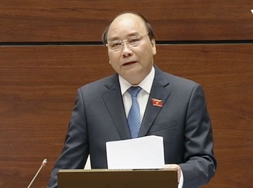 Thủ tướng: Không để vụ tiêu cực, tham nhũng nào "chìm xuồng" - 7
Thủ tướng khẳng định không dùng tiền thuế của dân để bù lỗ cho những dự án thua lỗ nghìn tỷ.