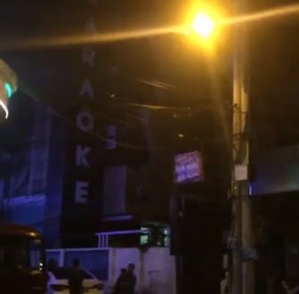Triệt phá tụ điểm “bay lắc”, hốt gọn hàng chục dân chơi - 3
Quán karaoke G5 nơi xảy ra vụ việc