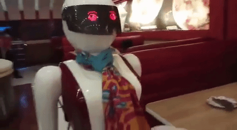 Các nhân viên phục vụ bàn có bị mất việc nếu chú robot này về Việt Nam? - 2 Các nhân viên phục vụ bàn có bị mất việc nếu chú robot này về Việt Nam? - 2