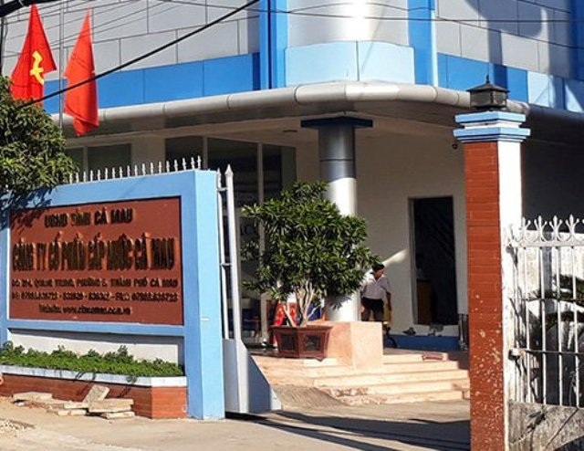 Hơn trăm công nhân mất việc trong “nháy mắt”: Thêm 26 người khởi kiện đòi quyền lợi! - 1 Công ty Cổ phần Cấp nước Cà Mau, nơi có nhiều lao động bị cho nghỉ việc trong sai quy định.
