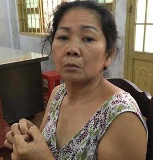 Người bị cáo buộc bỏ thuốc chuột vào nồi bún riêu bị khởi tố hành vi giết người - 1 Bà Hồ Thị Ngọc Điệp vừa bị khởi tố về hành vi giết người.