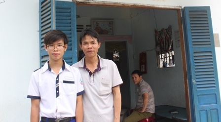 Tết ấm áp bên ngôi nhà Nhân ái - 1
Gia đình cháu Sang hưởng mùa xuân ấm áp bên ngôi nhà Nhân ái do bạn đọc Dân trí chung tay xây dựng