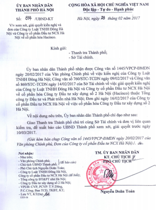 Vụ cổ phần hoá “vịt trời” tại HACINCO: Văn phòng Chính phủ đốc thúc TP Hà Nội trả lời! - 2
Ngay sau khi Văn phòng Chính phủ ra công văn đốc thúc, ngày 28/2/2017, UBND TP Hà Nội đã ban hành Công văn số 814/UBND-KT do ông Nguyễn Doãn Toản - Phó Chủ tịch UBND TP Hà Nội ký gửi Thanh tra thành phố và Sở Tài chính TP Hà Nội.