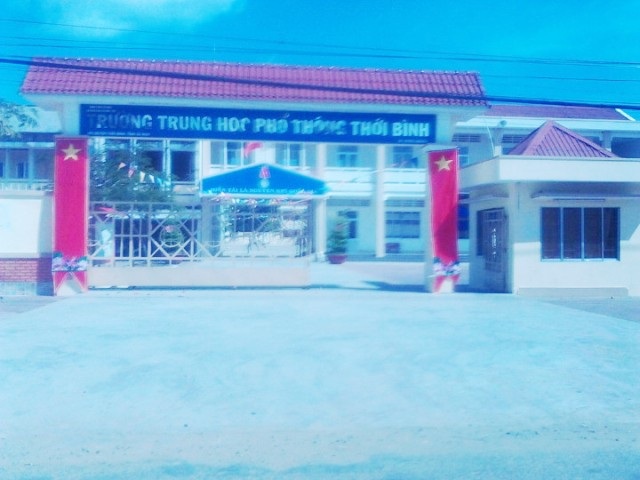 Nghi án nhiều nữ sinh bị kẻ lạ mặt sàm sỡ trên đường đến trường - 1 Trường THPT Thới Bình- nơi nhiều nữ sinh báo trên đường đến trường bị kẻ lạ mặt giở trò sàm sỡ.