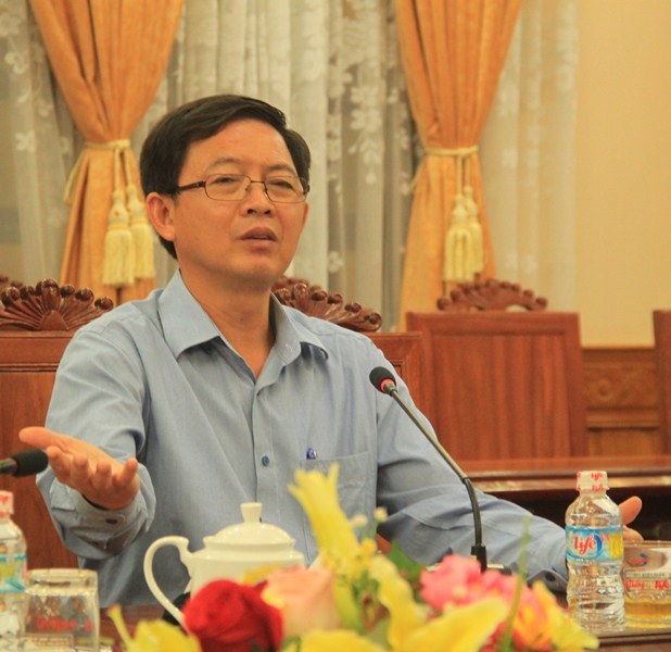 Vụ gần 61ha rừng bị xóa sổ: Tạm đình chỉ Phó Hạt Kiểm lâm An Lão - 1 Chủ tịch UBND tỉnh Bình Định Hồ Quốc Dũng yêu cầu tạm đình chỉ công tác đối với Phó Hạt Kiểm lâm huyện An Lão và Kiểm lâm phụ trách địa bàn xã An Hưng
