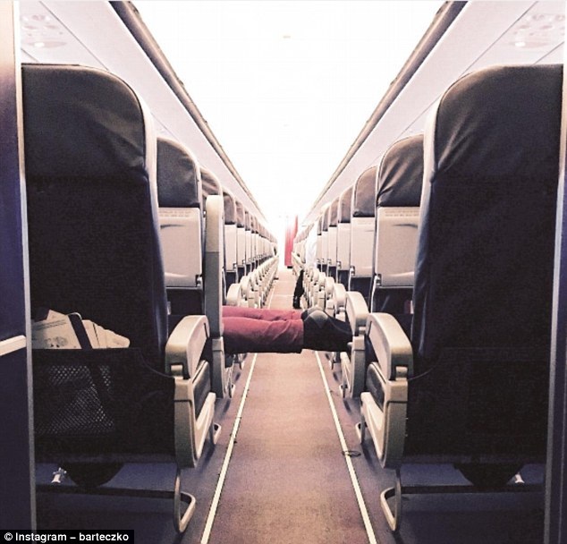 Một mình một thế giới.