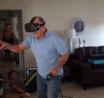 Khi các cụ ông chơi game thực tế ảo bằng kính VR