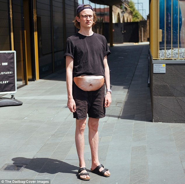 Hiện tại, dòng túi này mới chỉ được sản xuất hạn chế bởi nhà thiết kế Albert Pukies, dù vậy, anh hy vọng rằng ý tưởng đang gây sốt của mình sẽ khiến các nhà sản xuất túi tìm tới hợp tác để sản xuất hàng loạt.