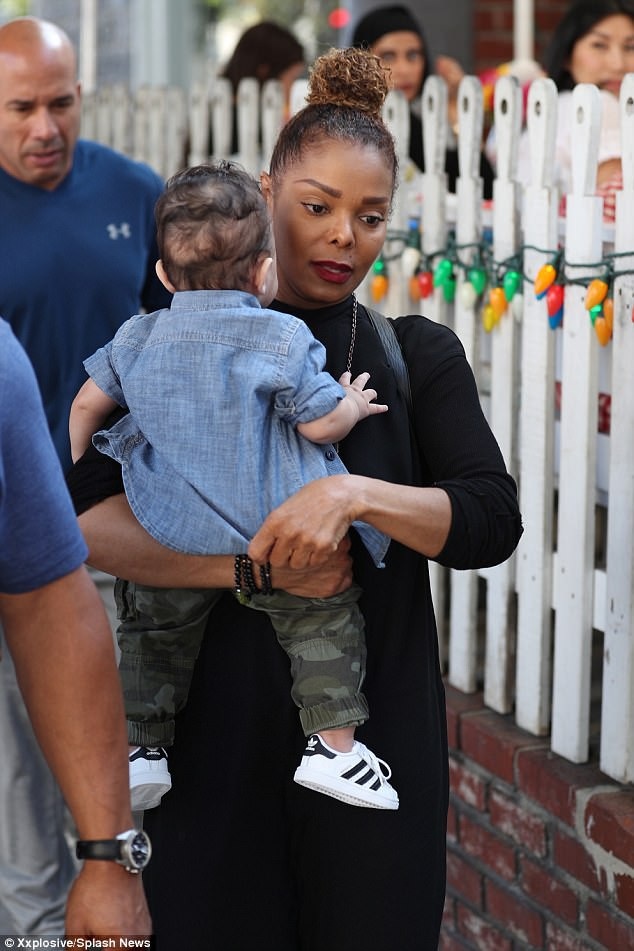 Vui buồn showbiz thế giới 365 ngày qua… - 1 Janet Jackson làm mẹ ở tuổi 50