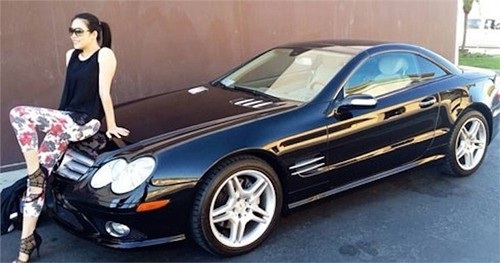 Vào ngày Valentine, Thu Phương được ông xã tặng chiếc xế hộp hạng sang, thậm chí anh phải… năn nỉ cô mới chịu nhận.