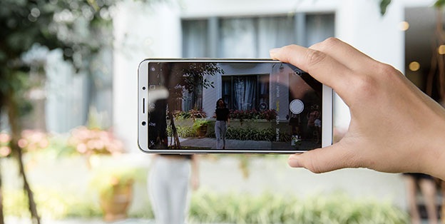 Oppo F5 lộ diện gần đâyI