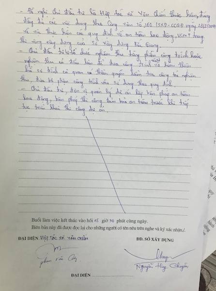 Lạ kỳ siêu thị “lọt thỏm” giữa công trình xây dựng: Yêu cầu đóng cửa bất thành? - 2
Biên bản kiểm tra hiện trạng công trình sai phạm được Thanh tra Sở Xây dựng lập với đại diện HTX Văn Chiến nhưng yêu cầu phải đóng cửa siêu thị điện máy lạ kỳ này chỉ được chắc bằng miệng không ghi vào biên bản.