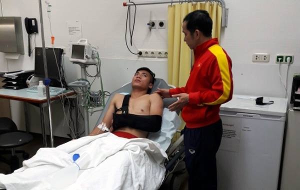 U20 Việt Nam về nước, HLV Hoàng Anh Tuấn tiếc cho Tiến Dụng - 1
HLV Hoàng Anh Tuấn tiếc cho chấn thương của Tiến Dụng