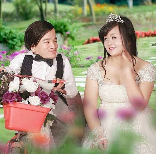 4 chuyện tình cảm động lấy nhiều nước mắt nhất trong năm 2017 - 2 Kể về chuyện tình đặc biệt của mình, Hà cho biết đó là “mối lương duyên đặc biệt”.