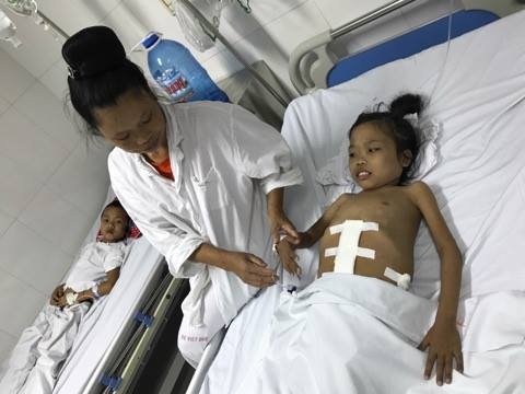 Có trong mơ chị Hem cũng không nghĩ rằng con gái đã được phẫu thuật.