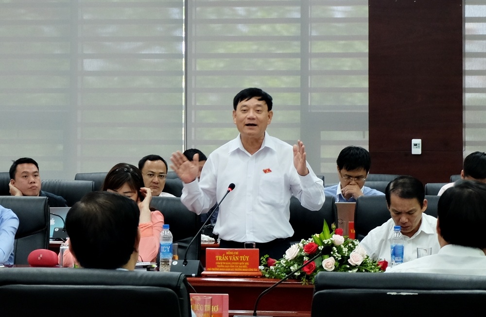 Giảm cấp phó thì... không đủ người đi họp? - 2 Ông Trần Văn Túy đánh giá cao công tác cải cách hành chính của Đà Nẵng