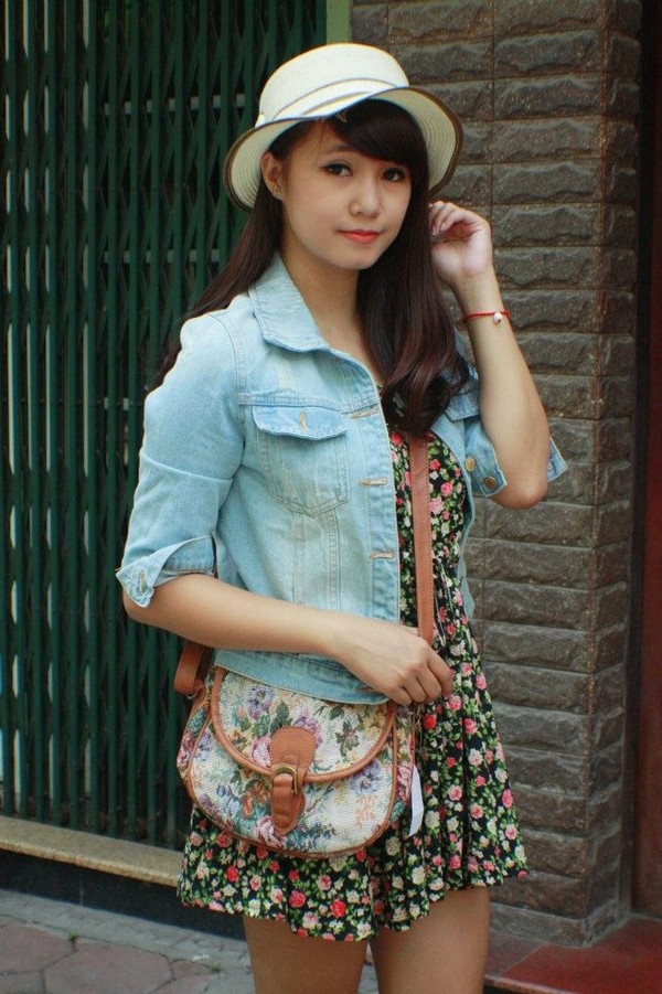 “Hành trình nhan sắc” của Sa Lim sau 4 năm trở thành hot girl - 2 Phong cách thời trang những ngày mới nổi của Sa Lim