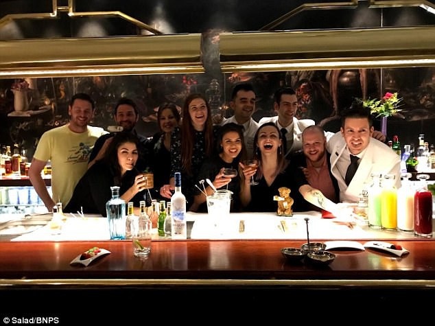 Các nhân viên có một kỳ nghỉ đáng nhớ bên nhau