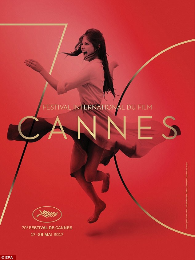 Tranh cãi vì chỉnh sửa sắc vóc “biểu tượng gợi cảm” - 3 Poster của LHP Cannes đã khiến truyền thông Pháp có một cuộc tranh cãi nhỏ về lý do tại sao đôi chân của biểu tượng gợi cảm màn bạc Ý bỗng thon thả khác hẳn vẻ đẹp đầy đặn trứ danh một thuở.