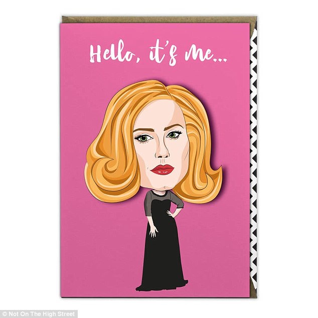 Adele vào siêu thị mua tất cả thiệp có hình mình - 1 Mới đây, nữ ca sĩ Adele đã khiến nhân viên trong một siêu thị ở London, Anh, cảm thấy thích thú bất ngờ khi cô xuất hiện và mua tất cả những tấm thiệp có hình mình trên đó.